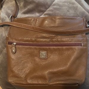 Giani Bernini crossbody